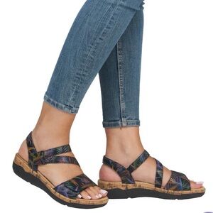 Remonte Women's Colorful Strappy Sandals